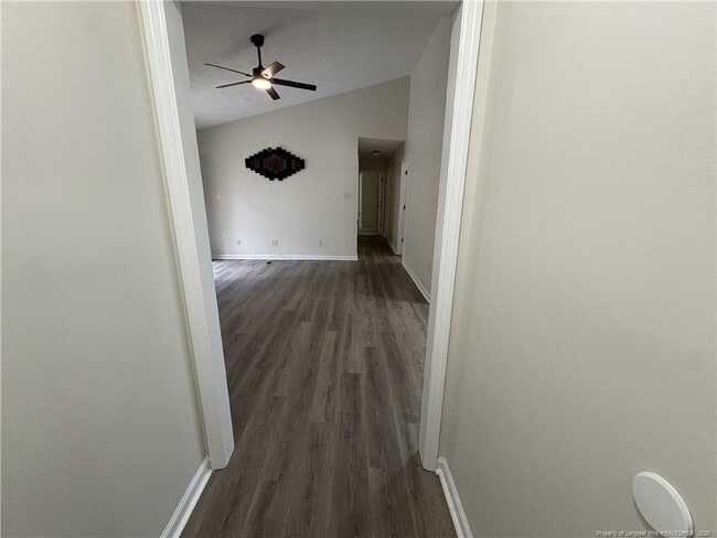 Building Photo - 491 Oates Dr
