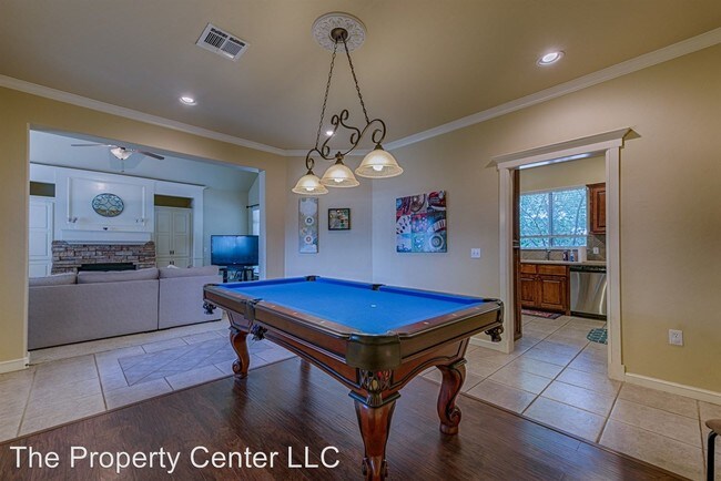 Building Photo - 2218 Cedar Pointe Ct
