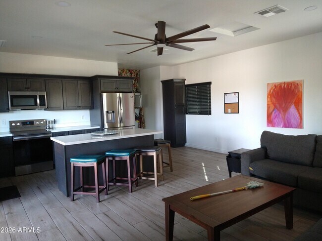 Foto del edificio - 4121 E Pueblo Ave