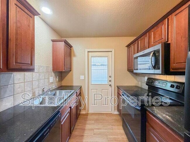 Foto del edificio - 208A Andy Ln