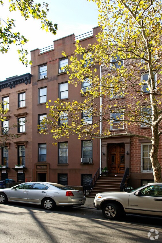 Foto principal - 126 Amity St