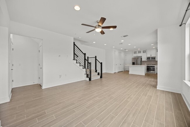 Building Photo - 4412 Tilley St