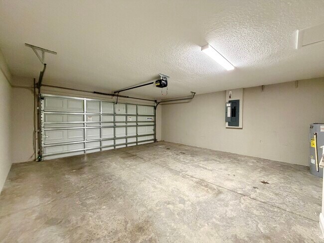 Foto del edificio - 5 Spring Lake Ln