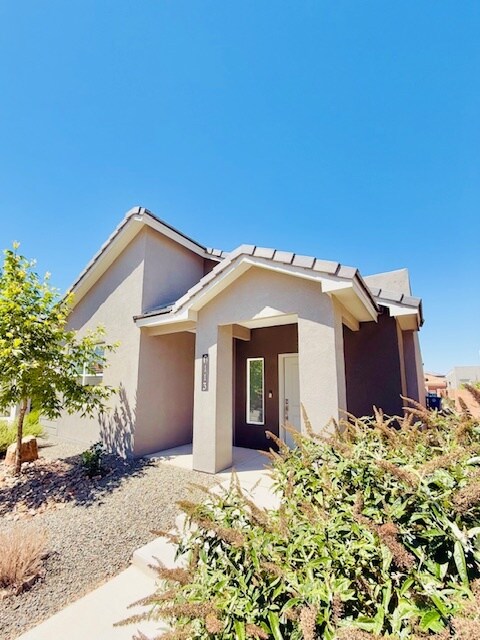 Foto principal - 6113 Strand Loop SE