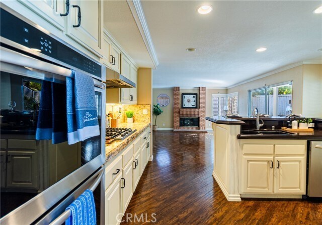 Building Photo - 1430 Tanglewood Dr