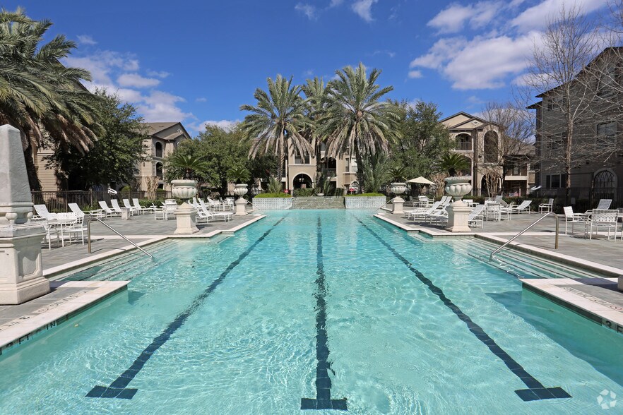 Paramount at Kingwood Rentals Kingwood, TX