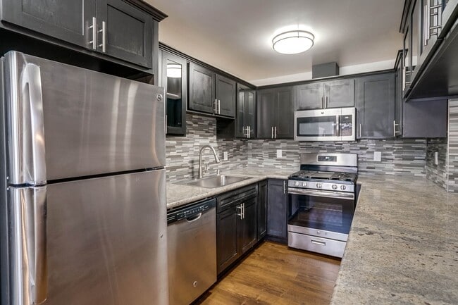 Interior Photo - 3638 W 113th St