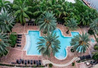 Foto del edificio - 17150 N Bay Rd