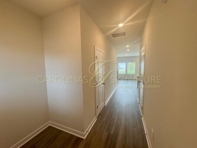 Foto del edificio - Beautiful New Construction Townhome in Union County