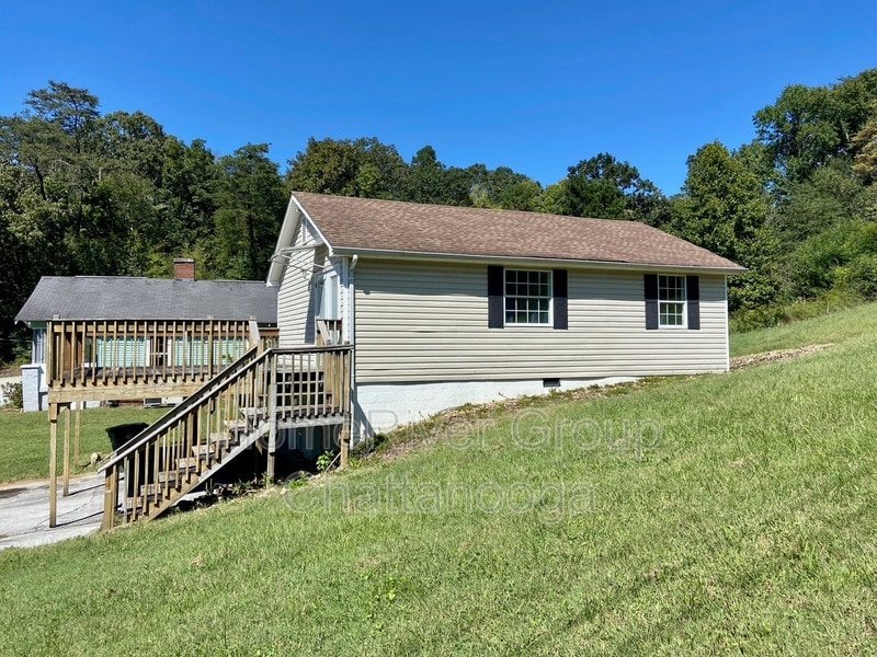 Primary Photo - 5870 Grubb Rd