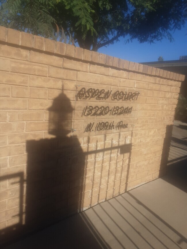Foto del edificio - 13240 N 109th Ave