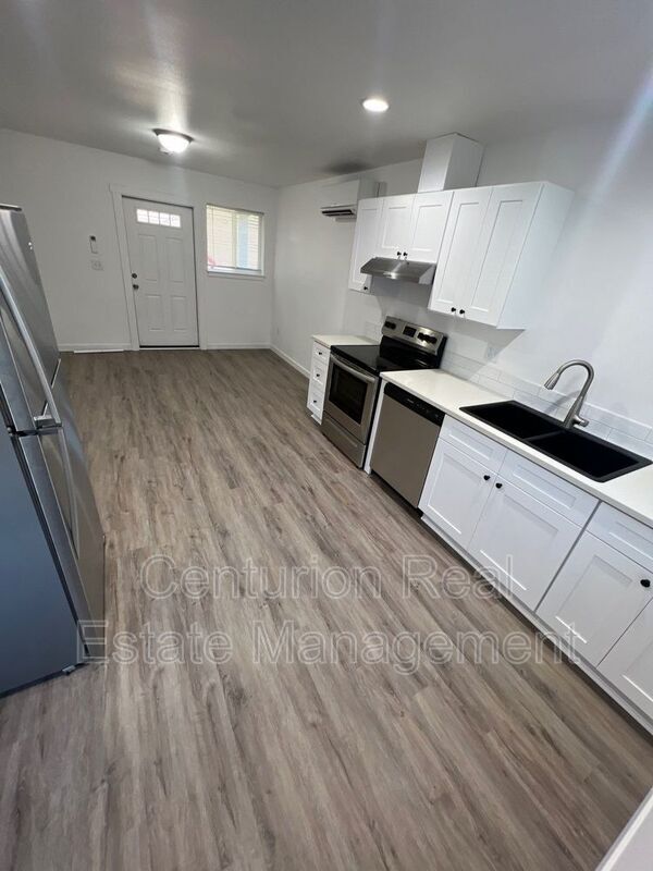 Foto del edificio - 815 SW 8th