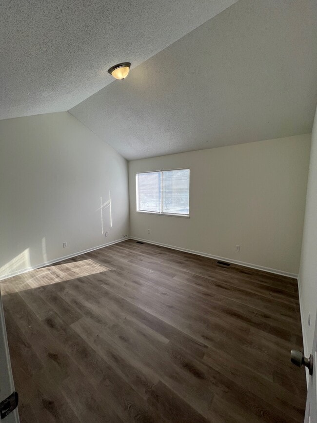 Foto del edificio - 512 Thornton St