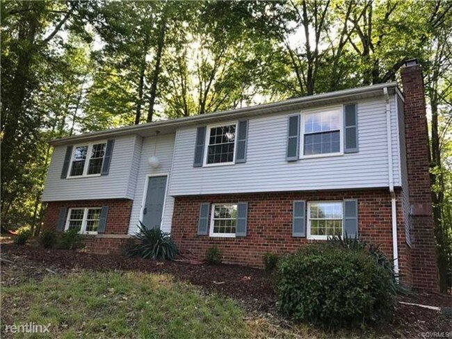Building Photo - 5 br, 3 bath House - 102 ROSEGILL RD