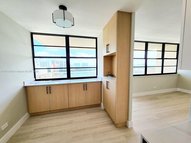 Foto del edificio - 250 174th St