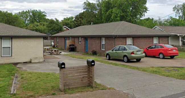 Building Photo - 2226 Foster Ave