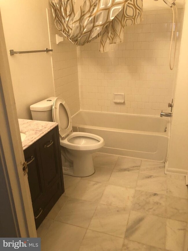 Building Photo - 9370 Caspian Way