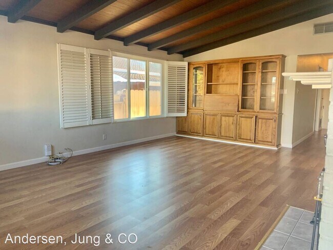 Foto del edificio - 3 br, 2 bath House - 2332 Bermuda Lane