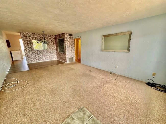 Foto del edificio - 2434 Australia Way E