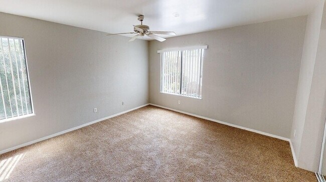 Foto del edificio - 3500 N Hayden Rd #802