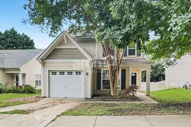 Building Photo - 10627 Secret Garden Ln