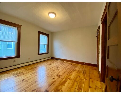 Building Photo - 72 Everard St