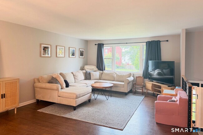 Foto del edificio - 425 Judd St