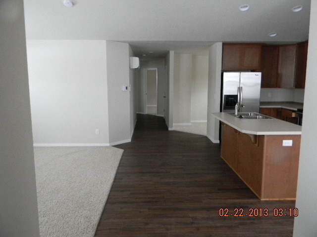 Building Photo - (P#193)