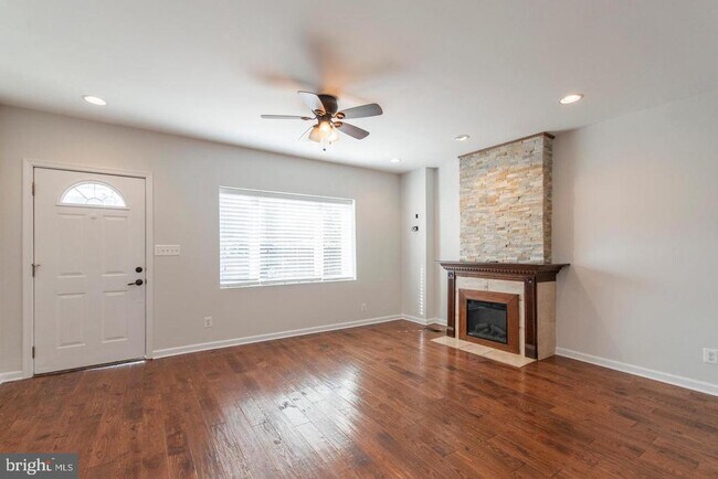 Building Photo - 3773 Cresson St