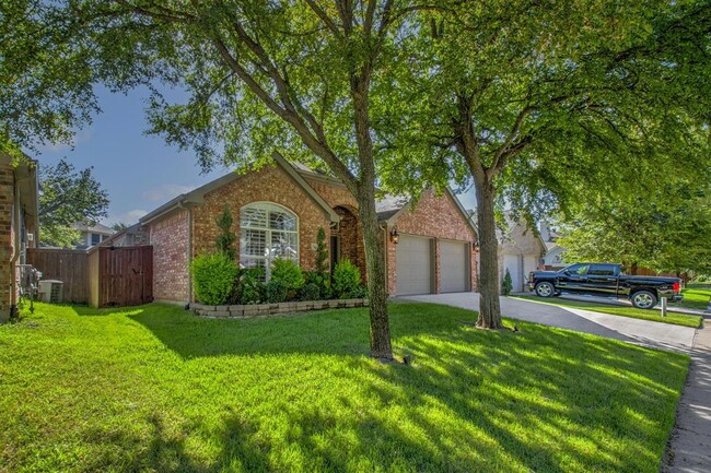 Building Photo - 505 Rock Ridge Way