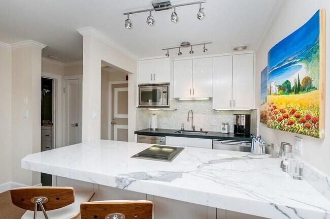 Foto del edificio - 814 N Delaware St