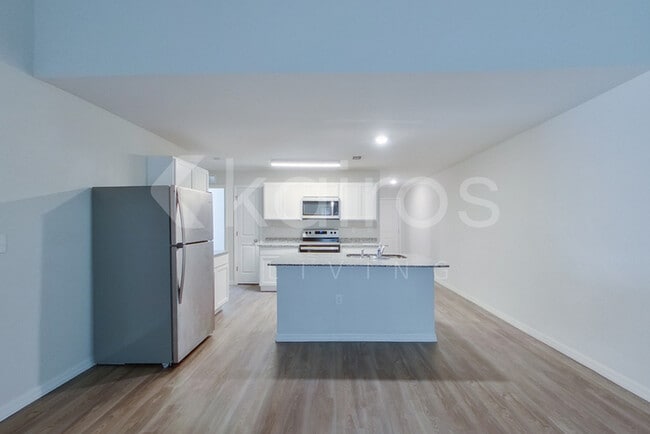 Foto del edificio - 9149 Aegean Cir