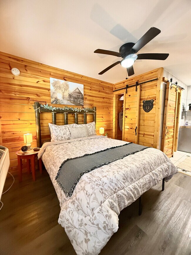 Building Photo - 2020 Ridge Top Resort Way