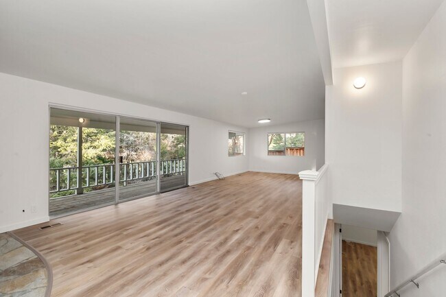 Building Photo - Highlands Home located on the Crane Creek ...