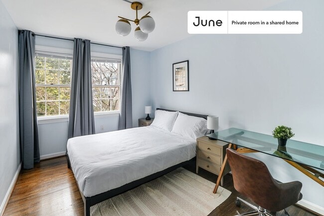Building Photo - Room in Shared 7 bed/3.5 bath home