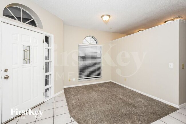 Foto del edificio - 1047 Whittier Cir
