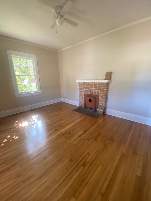 654 Kirksey Dr W, Greenwood, SC 29646 House Rental in Greenwood, SC