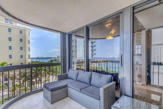 Building Photo - 5380 N Ocean Dr