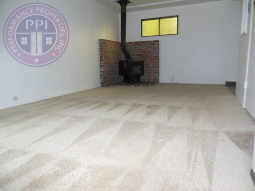 Foto del edificio - Light & Bright Beaumont Home with fully fenced backyard. Pet Friendly!!