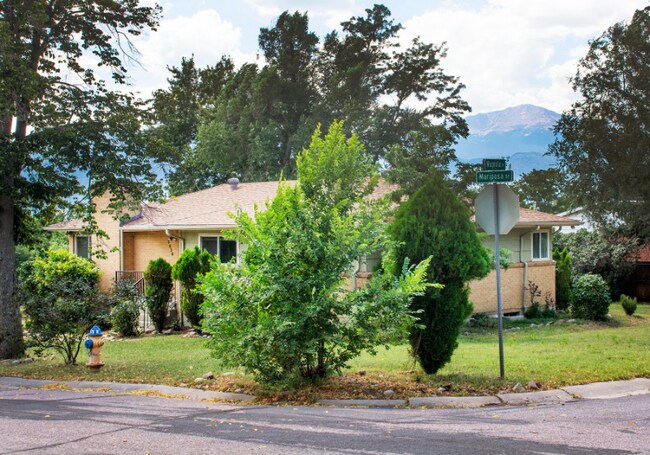 Foto del edificio - 3938 Mariposa St