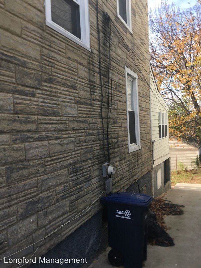 Building Photo - 5 br, 1.5 bath House - 2718 12th Street, NE