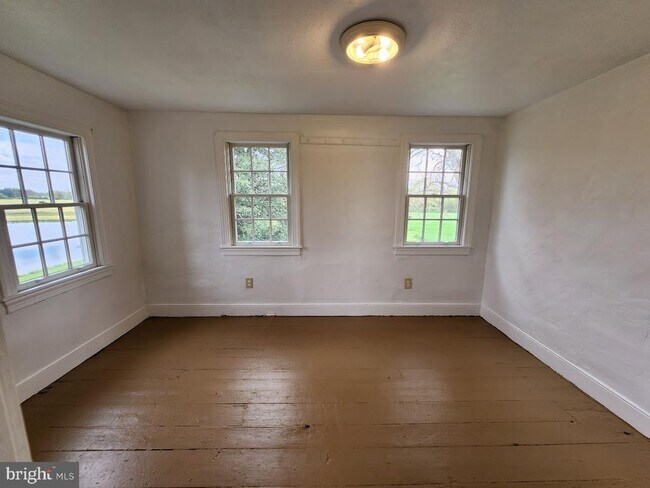 Foto del edificio - 2269 Telegraph Rd
