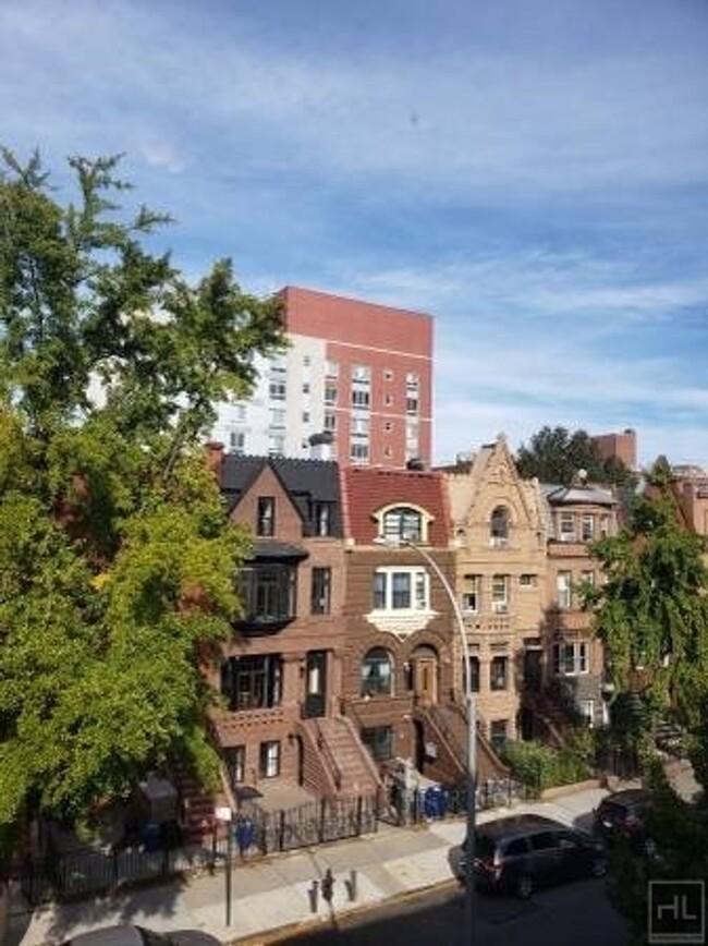 Foto del edificio - HERKIMER STREET