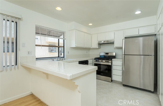 Foto del edificio - 639 Ivy St