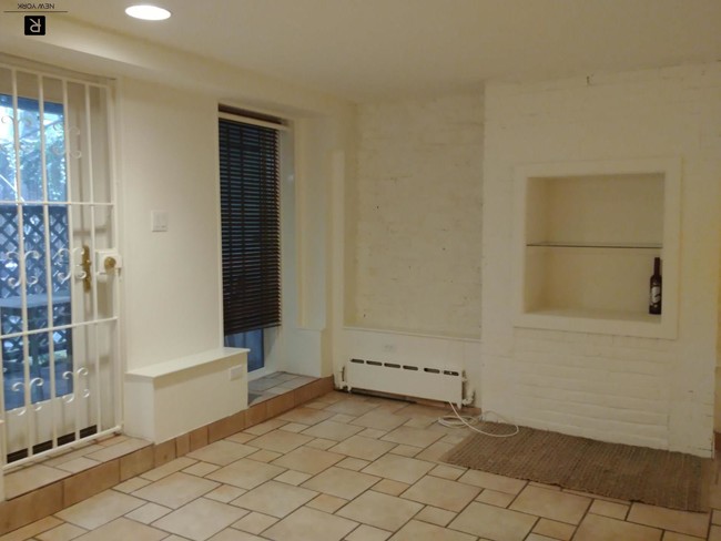 Building Photo - 439 East 87th Street