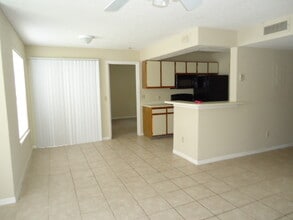 Building Photo - 1039 S Hiawassee Rd