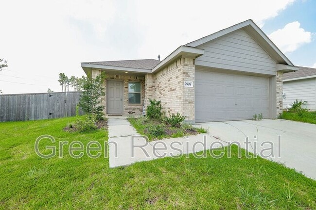 Building Photo - 2909 Mallorca Dr