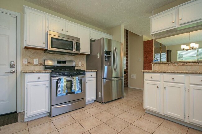 Foto del edificio - 3522 Pecan Point Dr