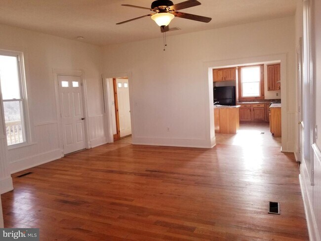 Foto del edificio - 1309 Springdale Rd