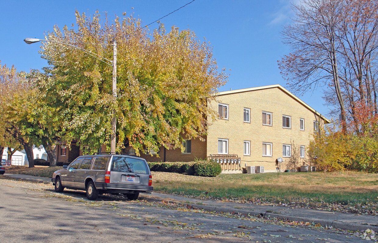 Primary Photo - 2414 King Ave